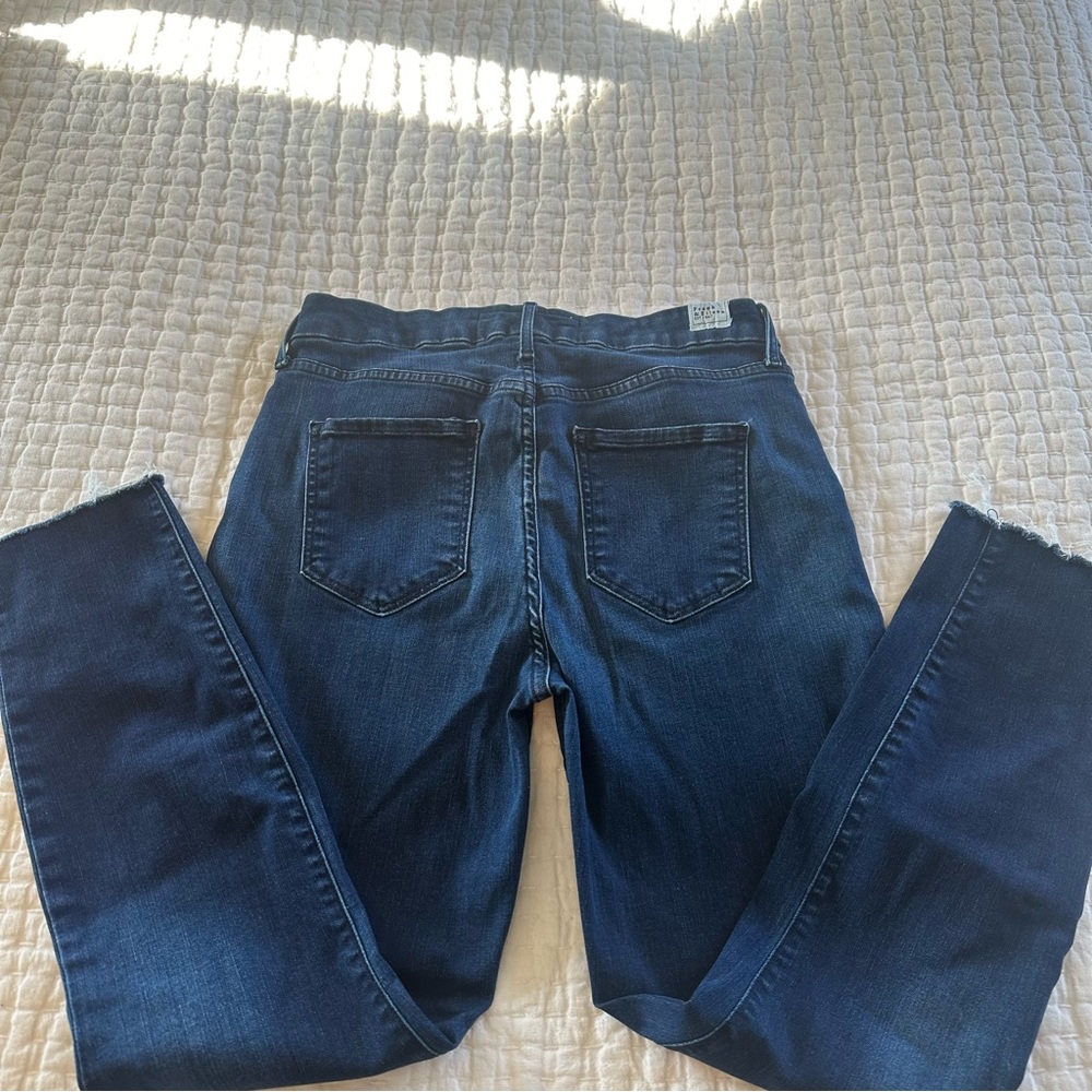 EUC Frank & Eileen Sligo Jeans